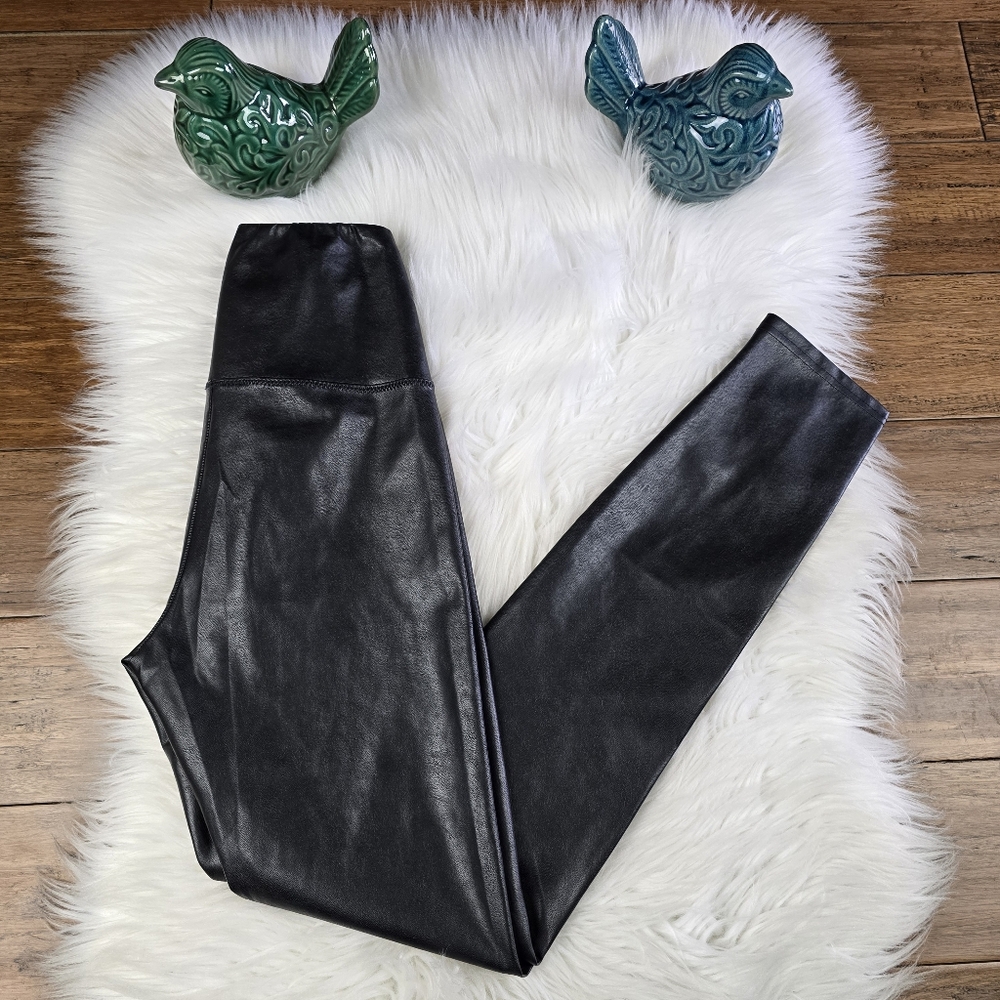 Aritzia Wilfred Free Daria faux leather leggings XS